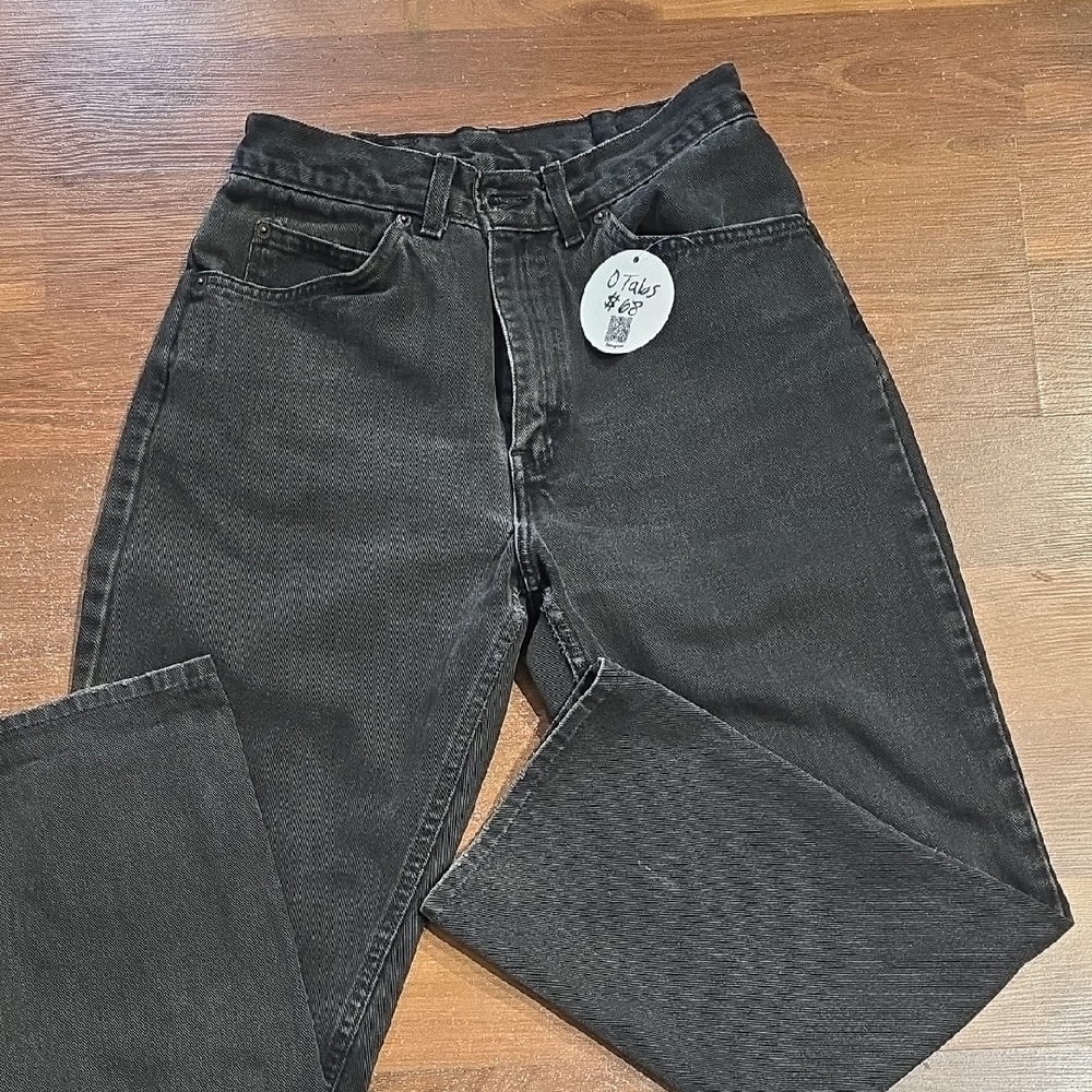Levi's womens Dark Gray Relaxed Jeans (waist has been tailored to be fitted)